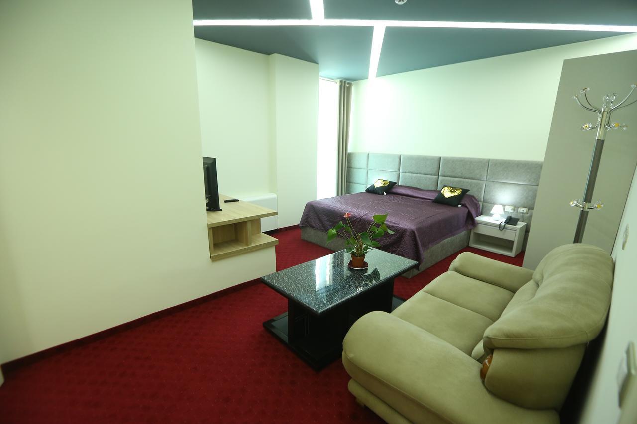 Hotel Vllaznia Шкодер Экстерьер фото